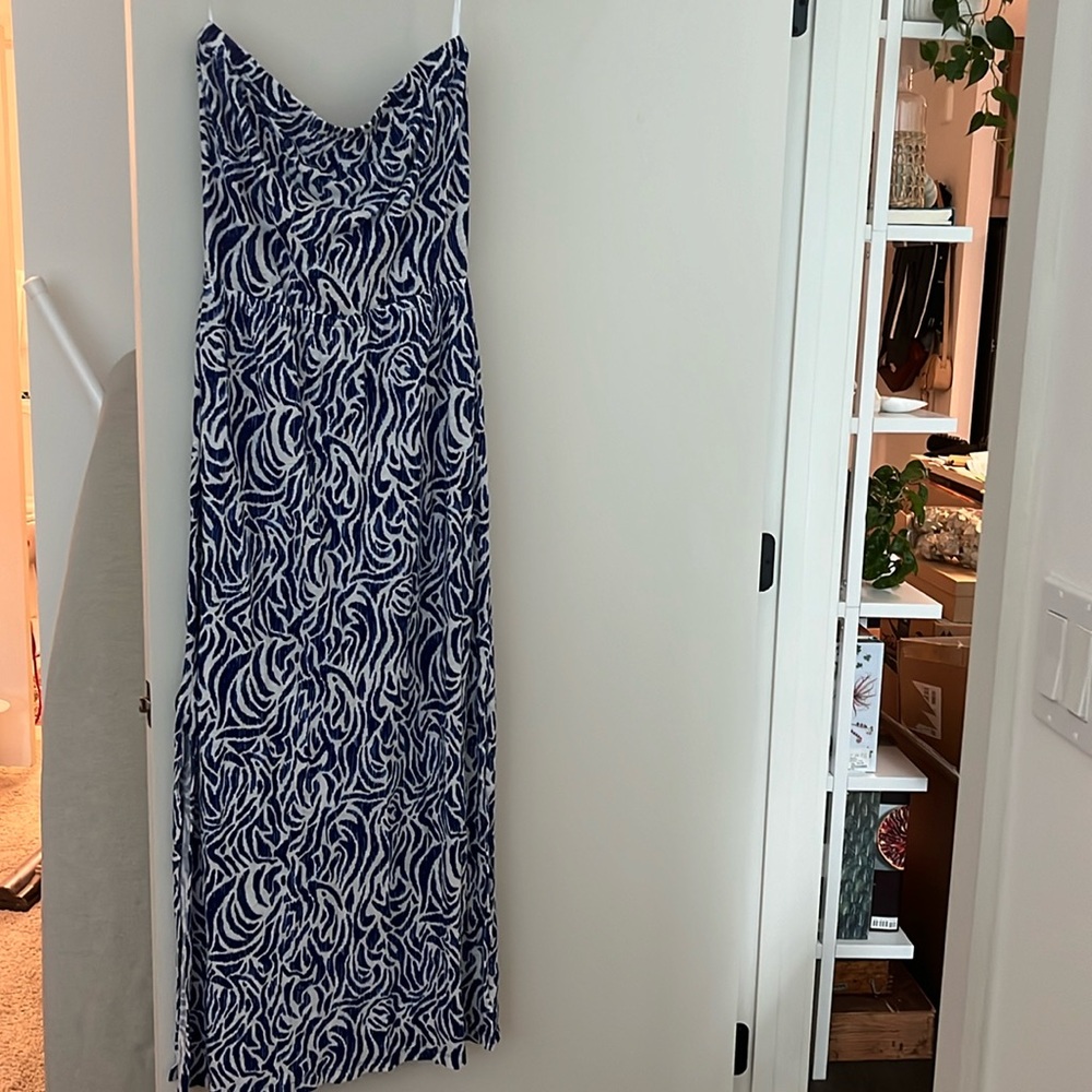 Vineyard vines dress